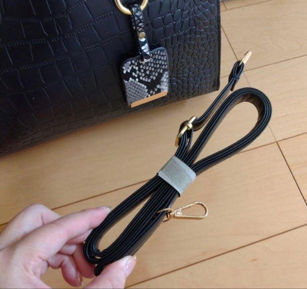 クロコ型押し ハンドバッグ 2way ブラック レッド — image 2