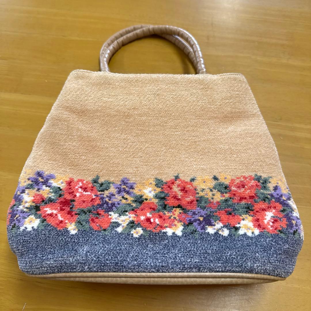 Hotman 花柄刺繍 中型ハンドバッグ — image 2