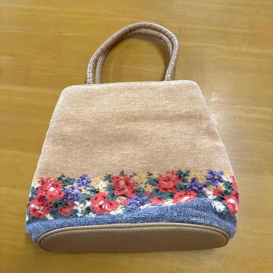 Hotman 花柄刺繍 中型ハンドバッグ — image 3