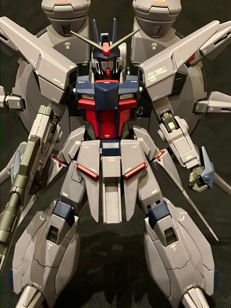 HG レジェンドガンダム ガンプラ 完成品 — image 3