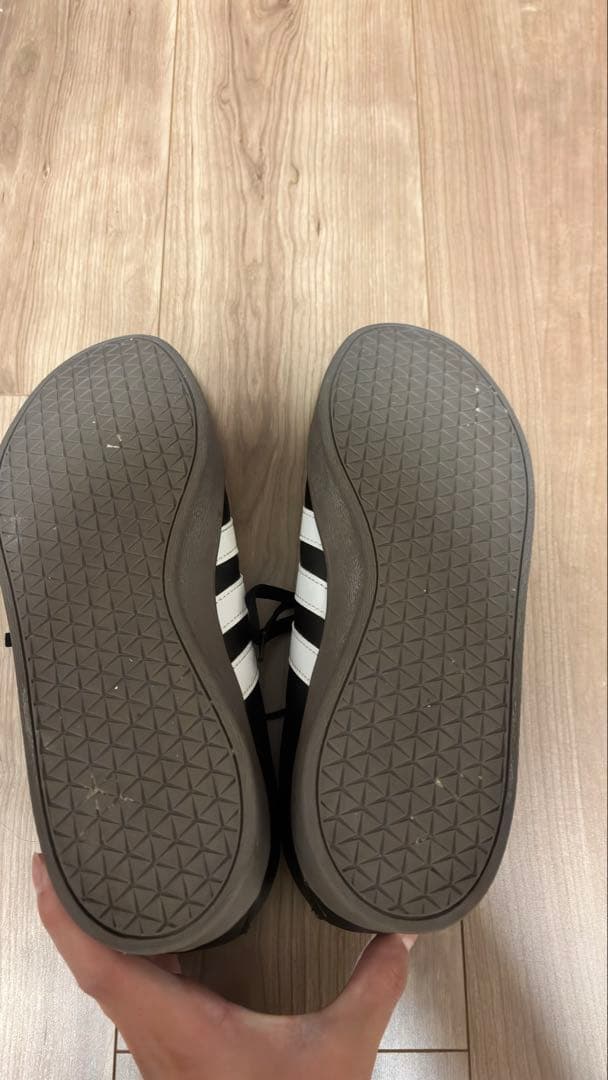 adidas スニーカー ブラック — image 3
