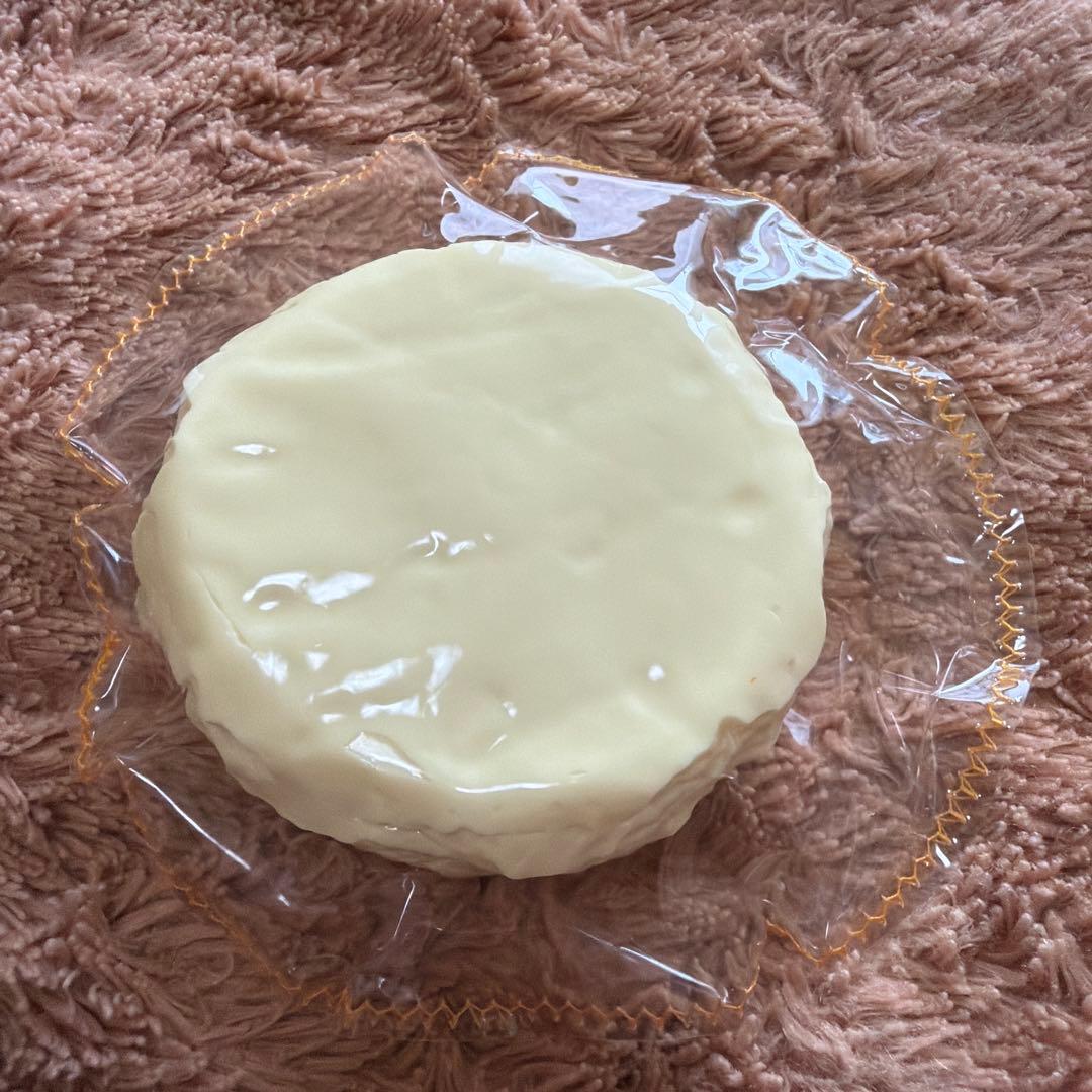 cheebon スクイーズ メロンパン — image 2