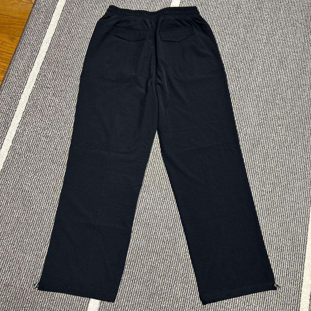 【新品タグ付】コストコ ハイライズストレートパンツ 黒 M — image 3