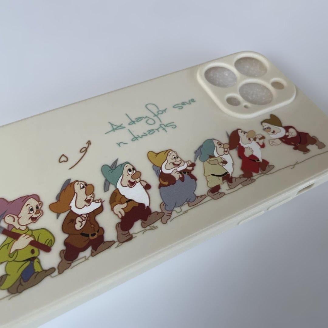 【未使用】白雪姫♥ 七人の小人ディズニーiPhone12proMAXケース — image 2
