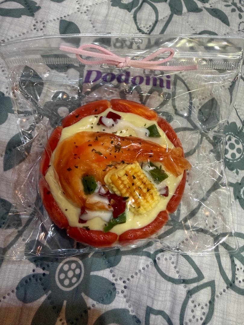 Dodomi ドドミ　スクイーズ　海老とコーンのサラダパン　リアル　柔らかい — image 4