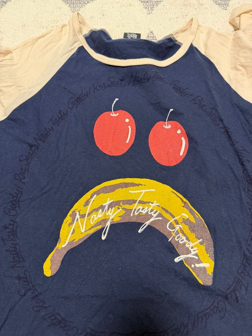 RNA オーバーサイズ ロング ラグランTシャツ　チェリー — image 4