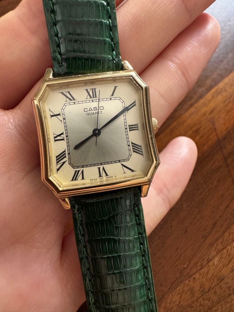 CASIO ヴィンテージ 腕時計 ローマ数字 八角形 クォーツ 稼働品 — image 2