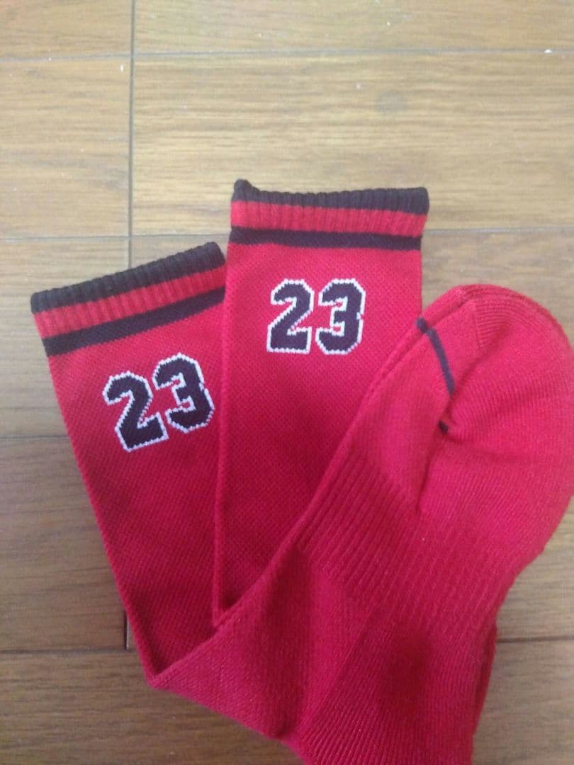 専用様★新品タグ無しNIKE JORDAN ソックス 赤23番23〜25㌢ — image 2