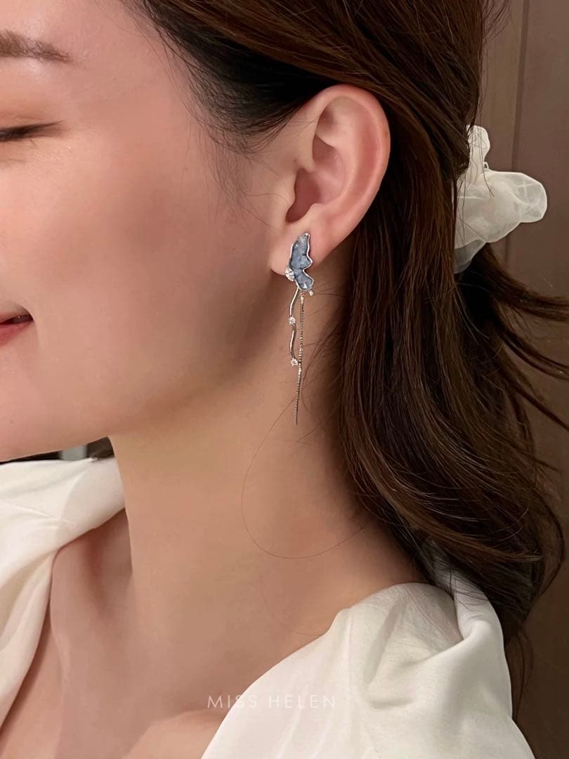 N211ブルー水晶蝶々　キラキラ　痛くない　ロング揺れるイヤリング　結婚式　韓国 — image 3