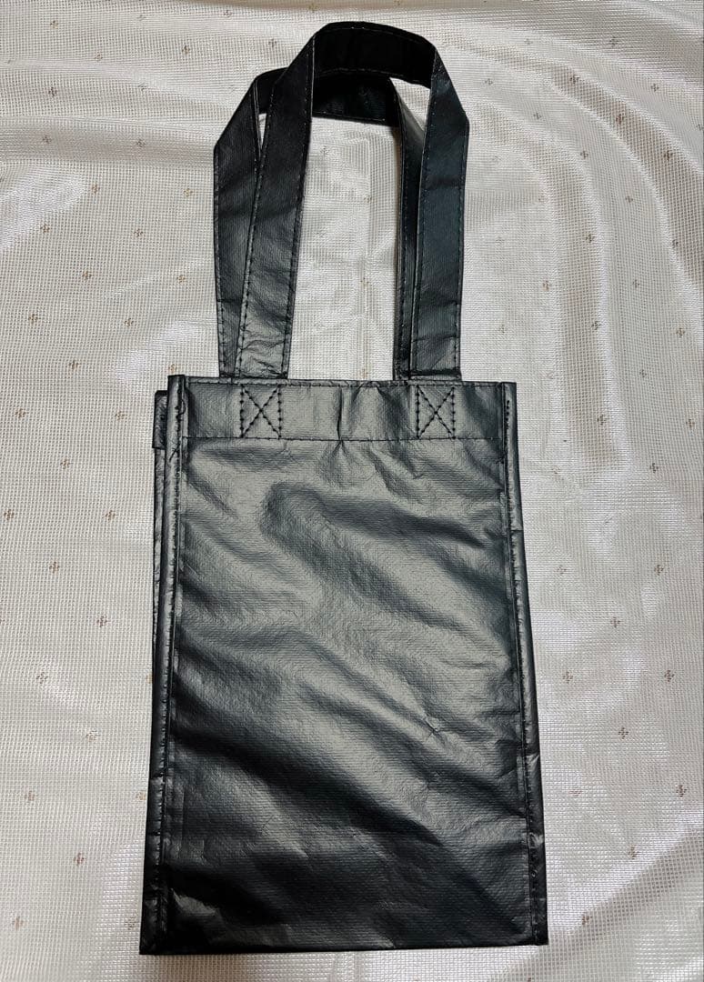 POLA ショップ袋 ブラック — image 2