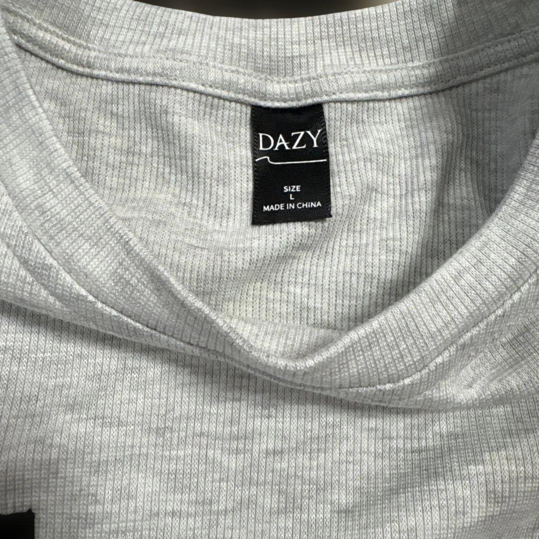 DAZY 長袖ロングT 丈短め — image 2