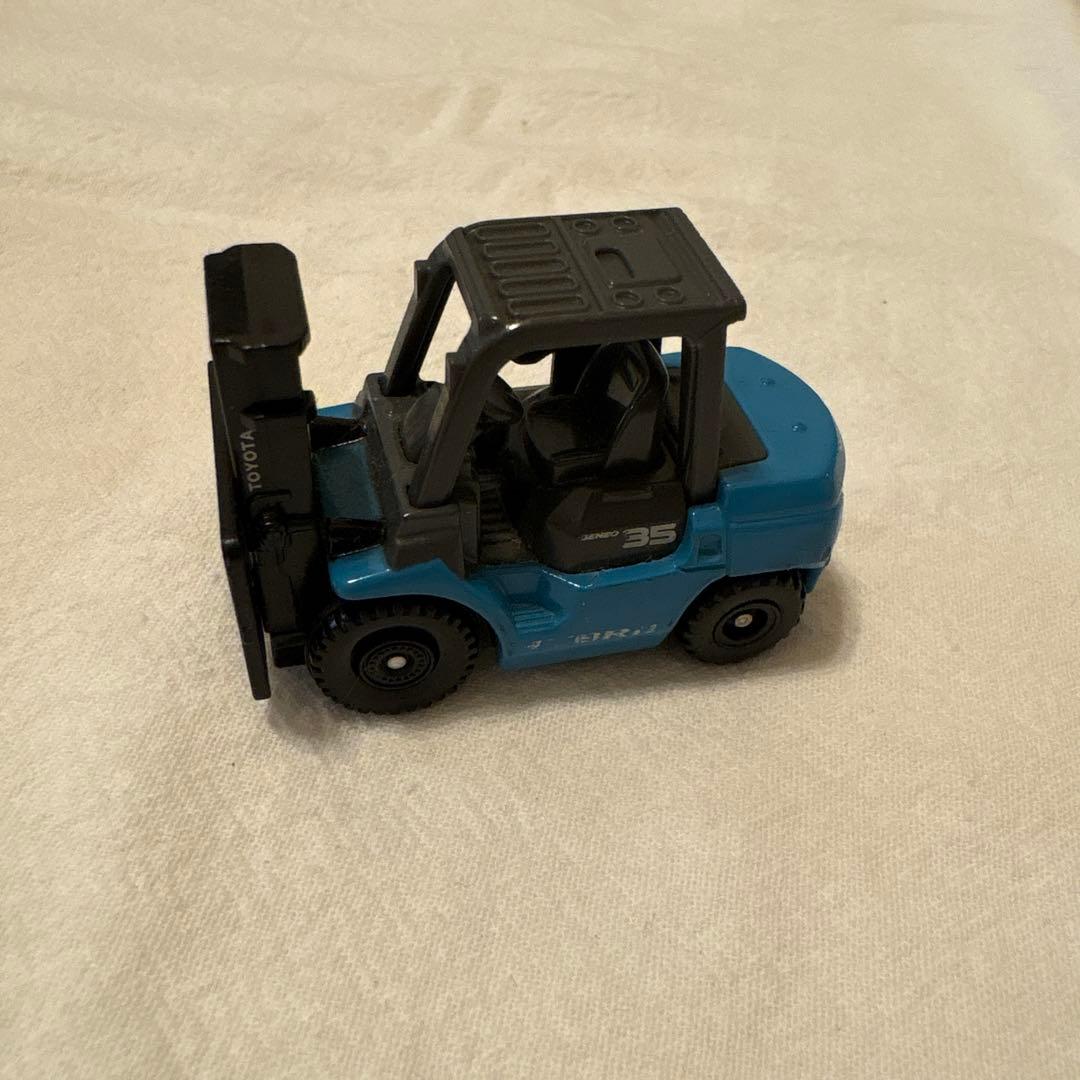 トミカ トヨタ フォークリフト GENEO — image 3