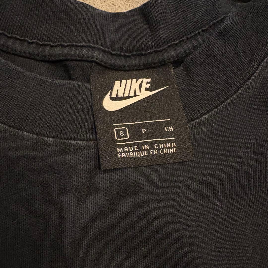 NIKE クロップド丈 Tシャツ ブラック Sサイズ — image 2