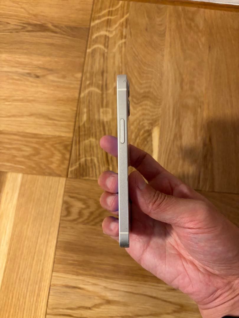 Apple iPhone 12 mini ホワイト ガラス割れ — image 3