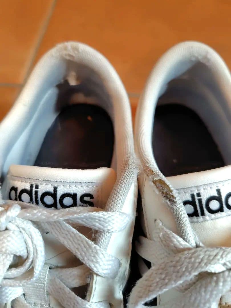 adidas スニーカー ホワイト ブラック — image 3