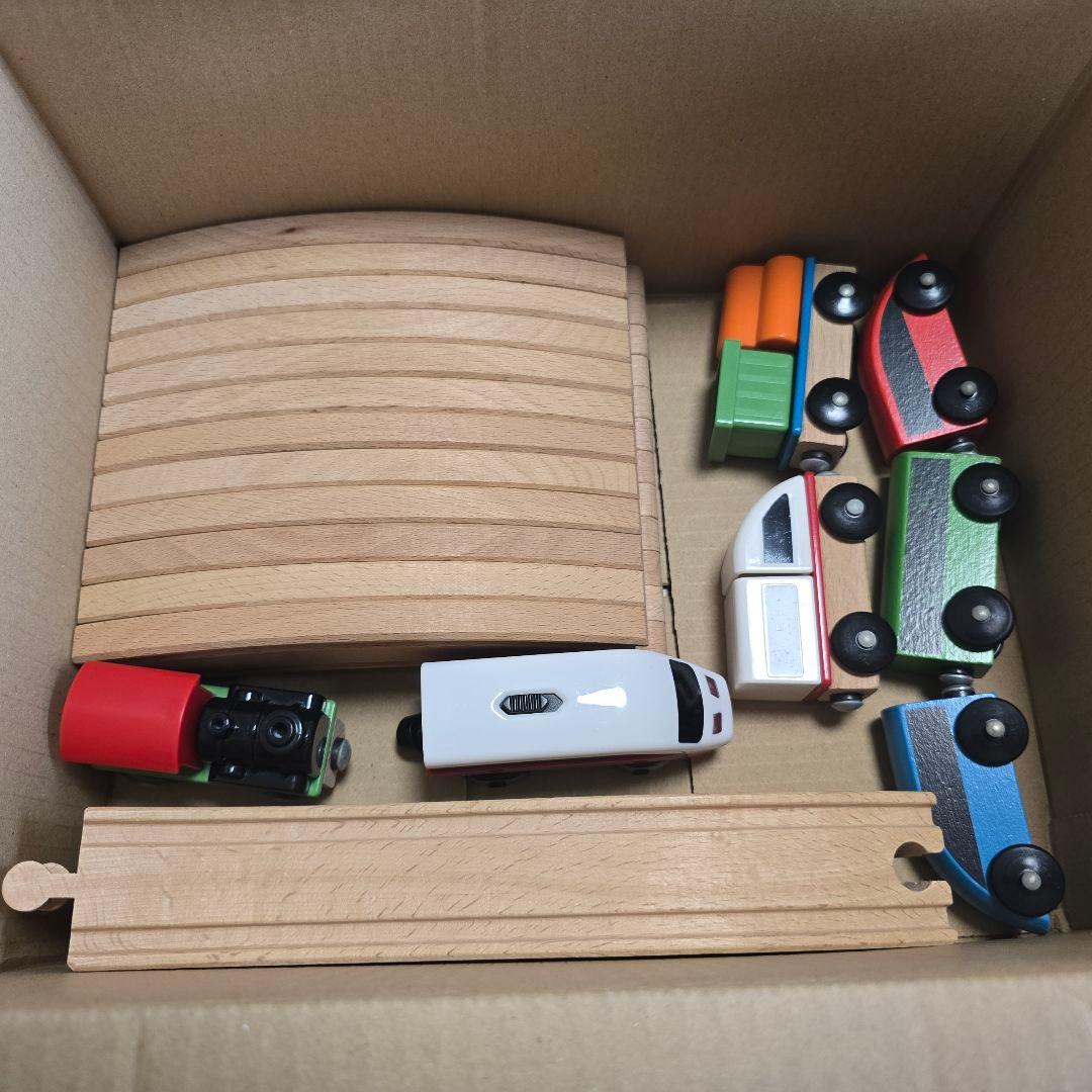 IKEA LILLABO 木製列車セット 知育玩具 — image 2