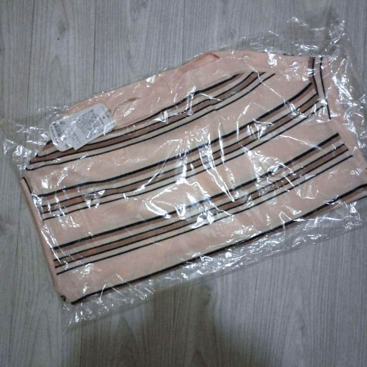 定価6380円、新品未開封、chicoニットサイズF — image 4