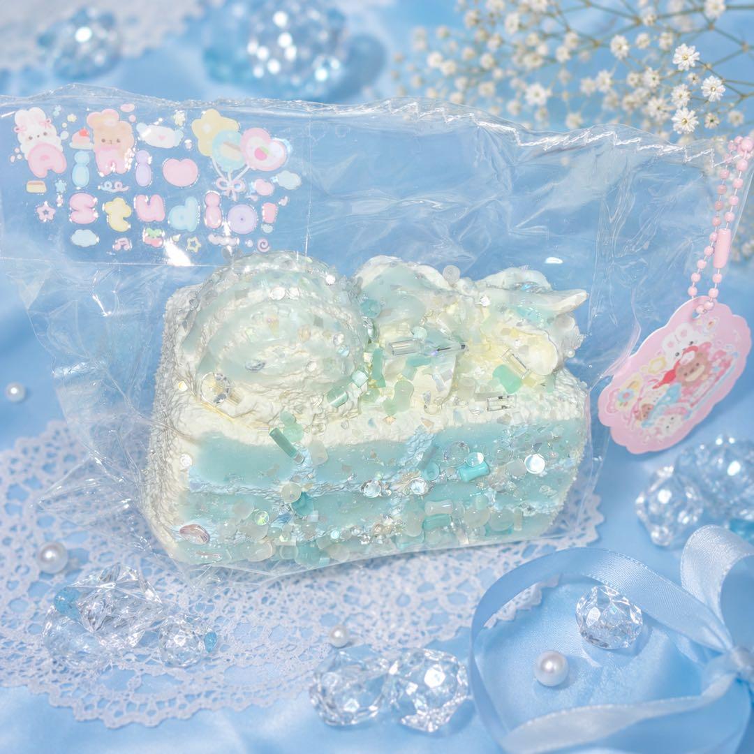 AINI studio ブランド スクイーズ 水色 — image 2