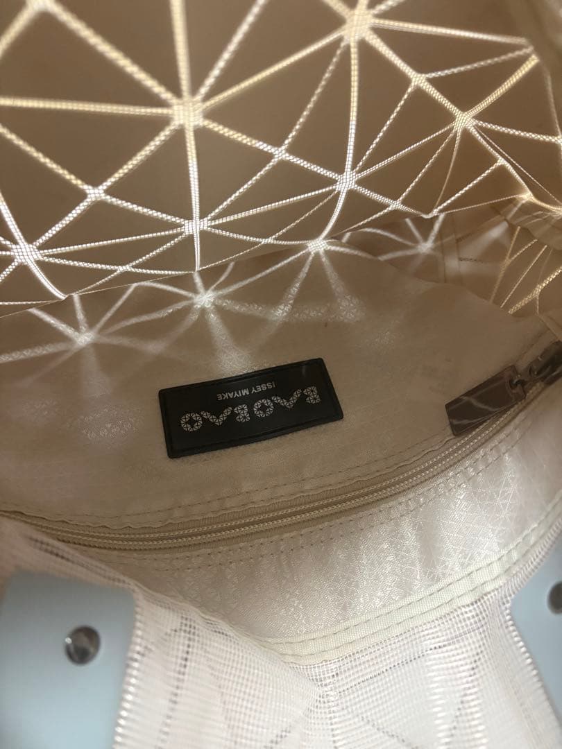 BAO BAO ISSEY MIYAKE トートバッグ ホワイト — image 4