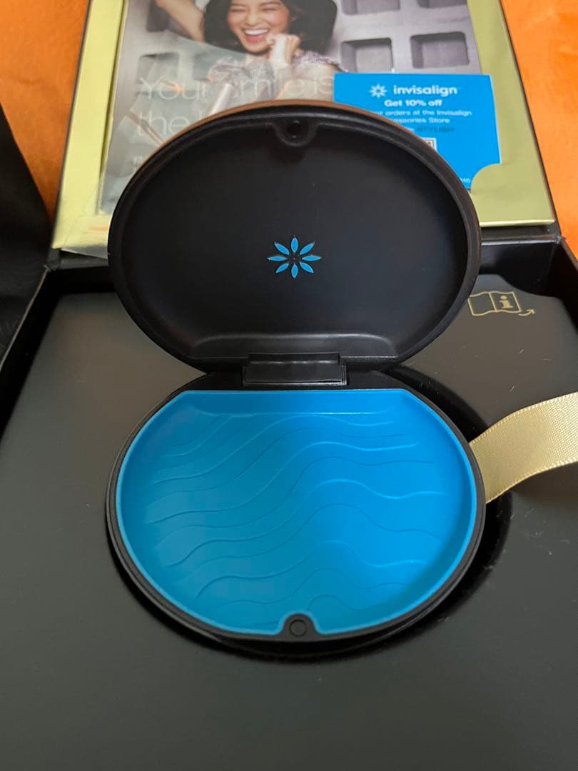 新品　入れ歯ケース、インビザライン — image 2