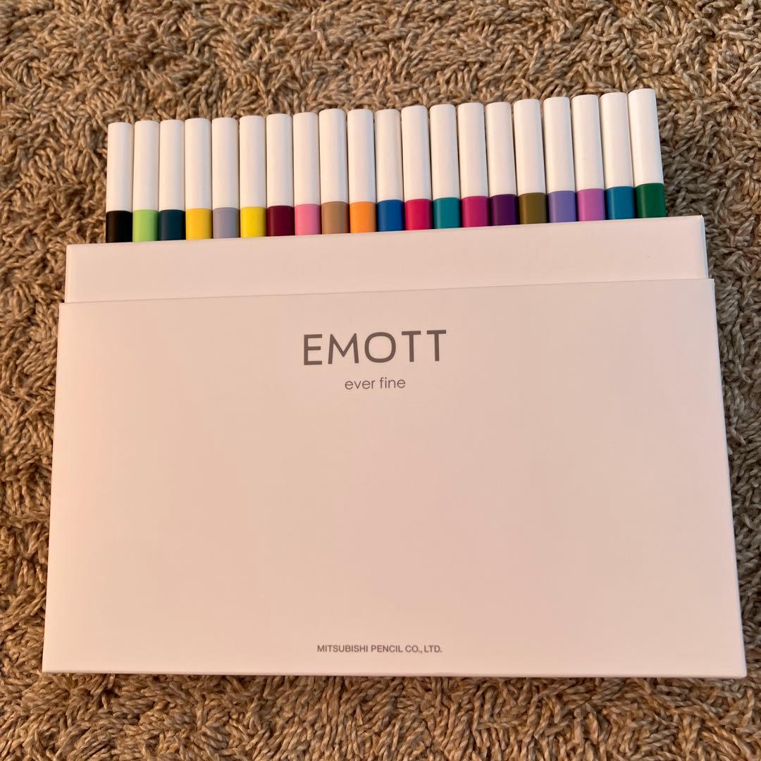 uni EMOTT 水性サインペン 40色セット — image 3