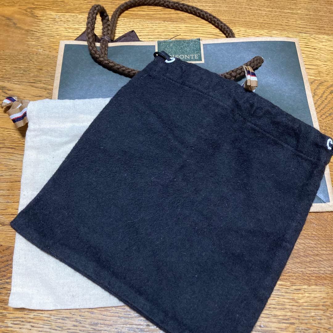 IL BISONTE 巾着袋 2枚セットと紙袋セット — image 2