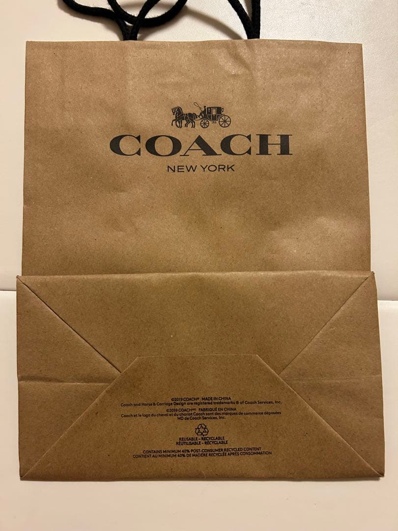 COACH 巾着袋、ショップ袋 セット売り — image 3