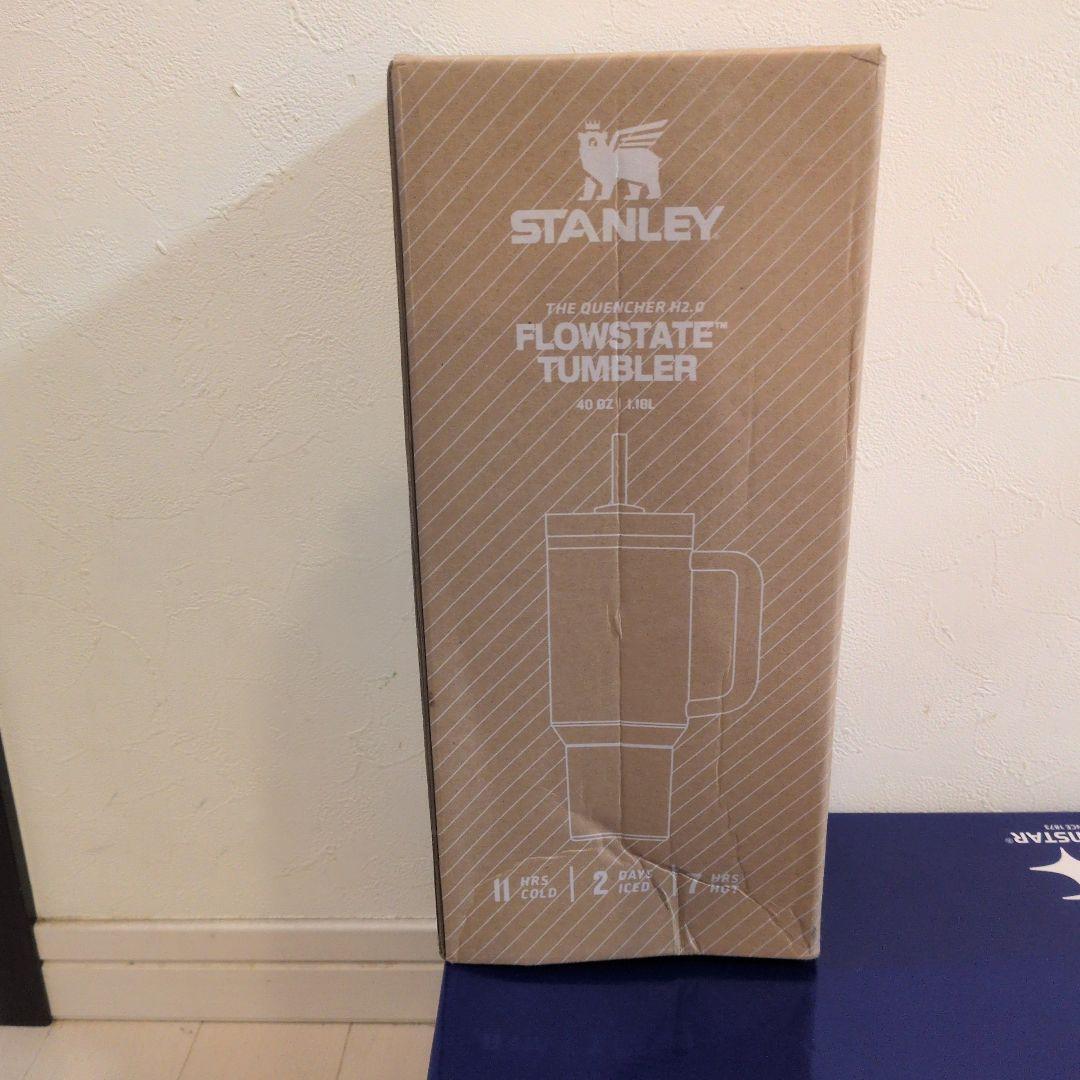 スタンレー　STANLEY The Quencher Tumbler 40oz — image 4