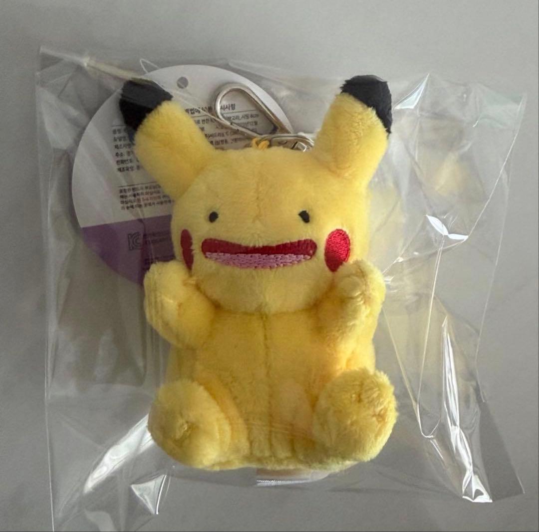 【正規品】 ポケモン へんしん メタモン ピカチュウ ぬいぐるみキーホルダー — image 3