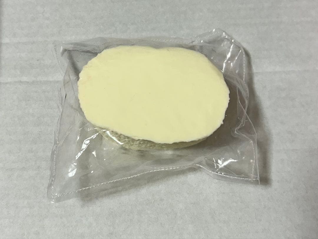 kikisquishy マスカットケーキ ぼやぼや 生クリーム M — image 2