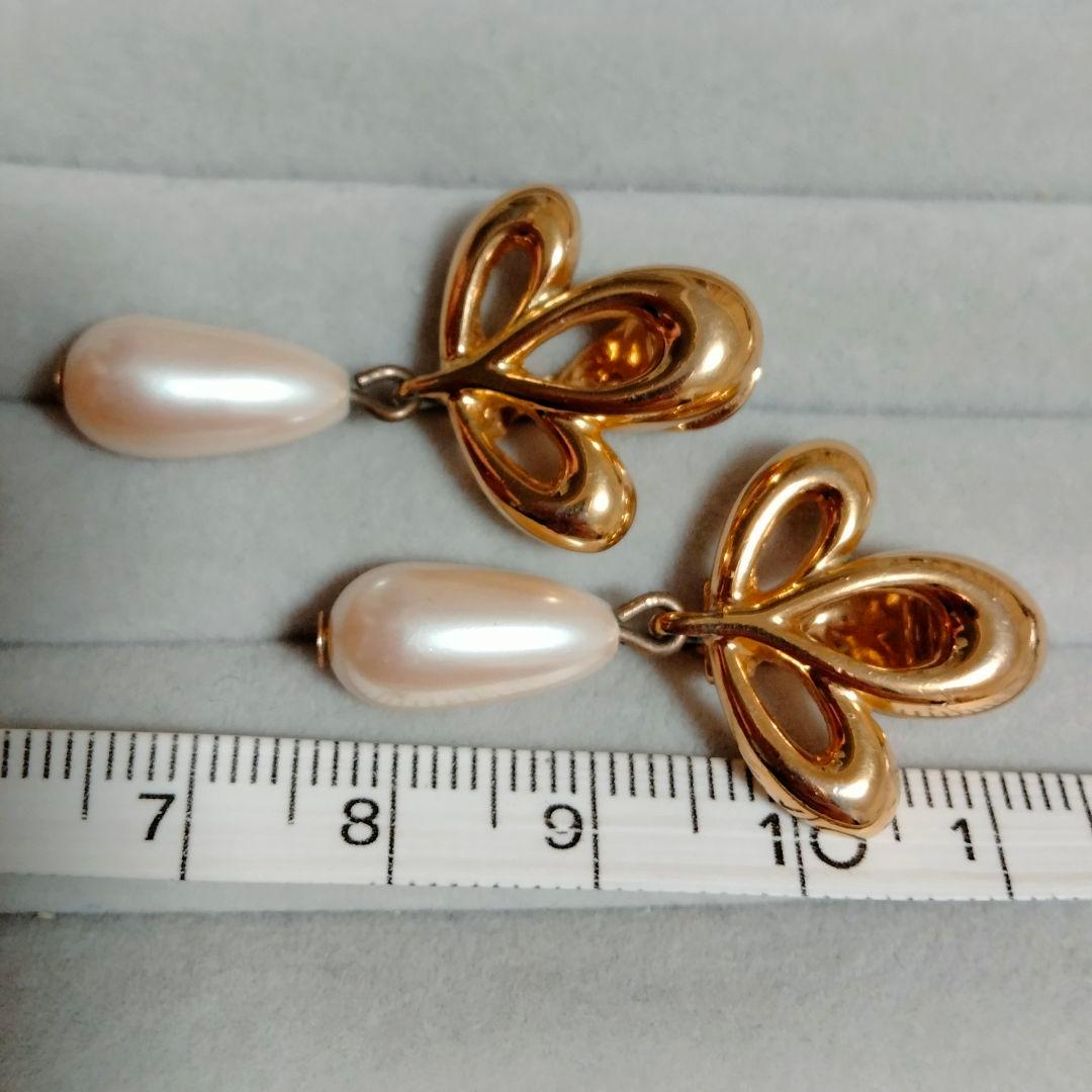 MONET　モネ　イミテーションパール　ドロップ　イヤリング — image 3