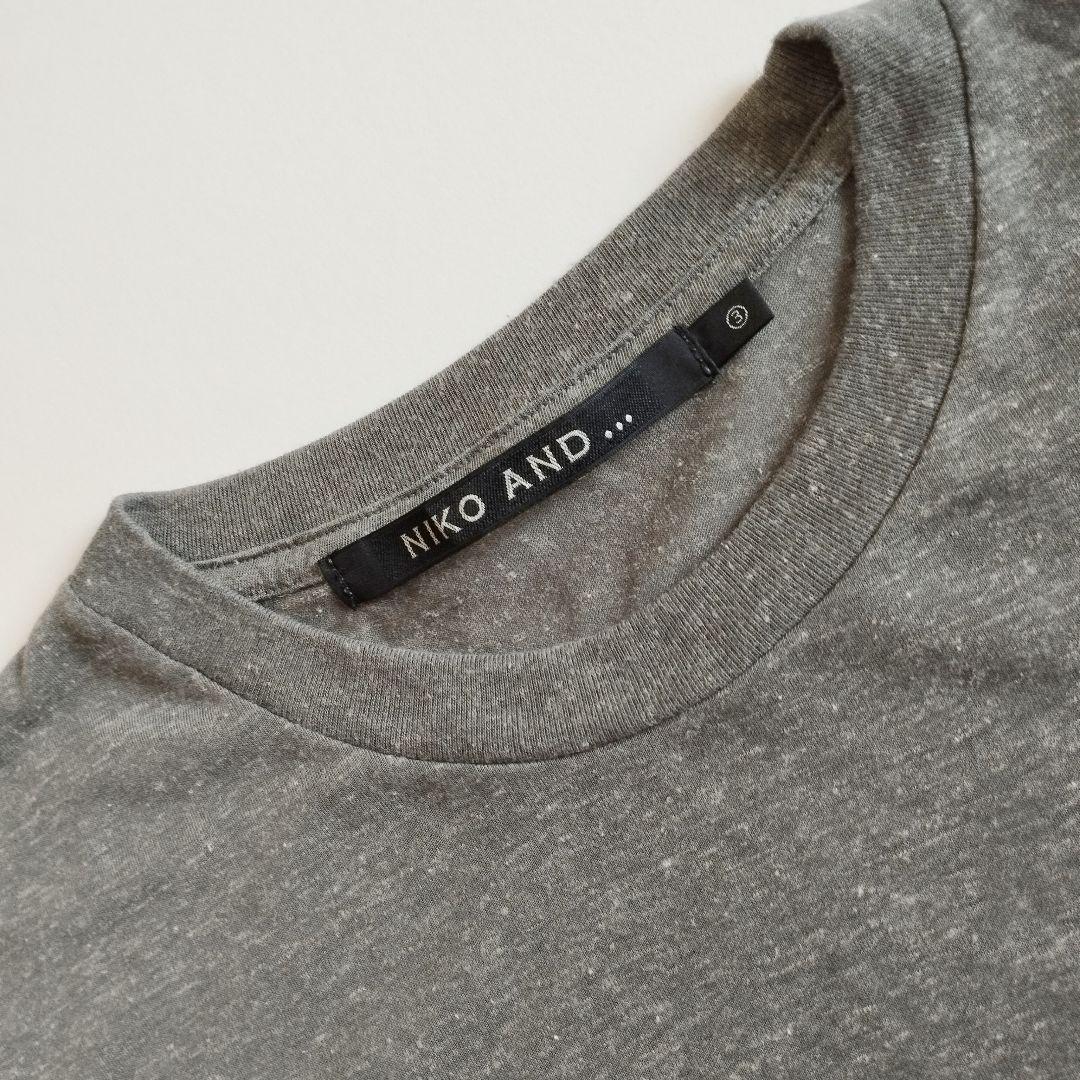 NIKO AND... ポケット付き Tシャツ グレー　　3 — image 3