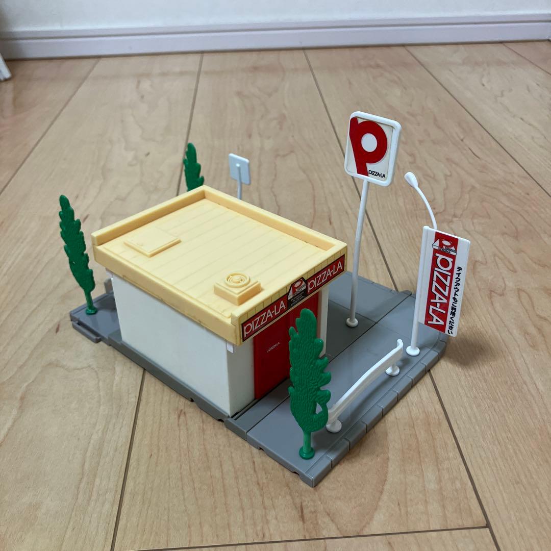 トミカタウン ピザーラ 旧トミカタウン — image 3