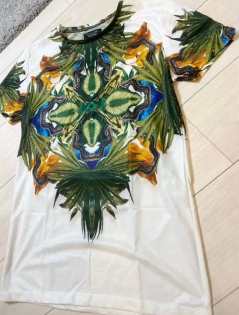 ♦️ストリート系♦️ZARA Tシャツ　花柄　総柄　ボタニカル　希少　トレンド — image 2