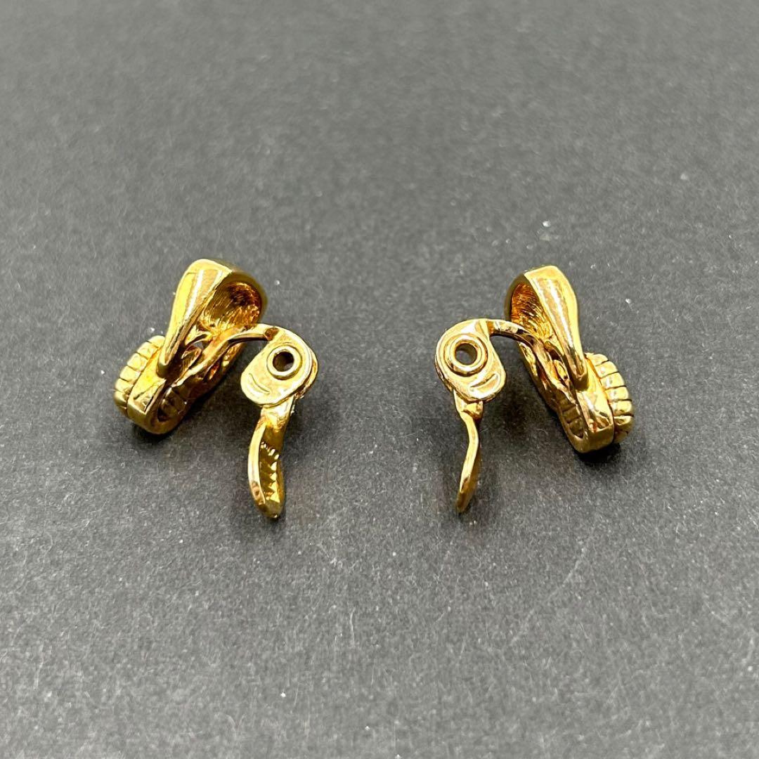 新品未使用 Monet Luxury Clips イヤリング ゴールドカラー — image 3