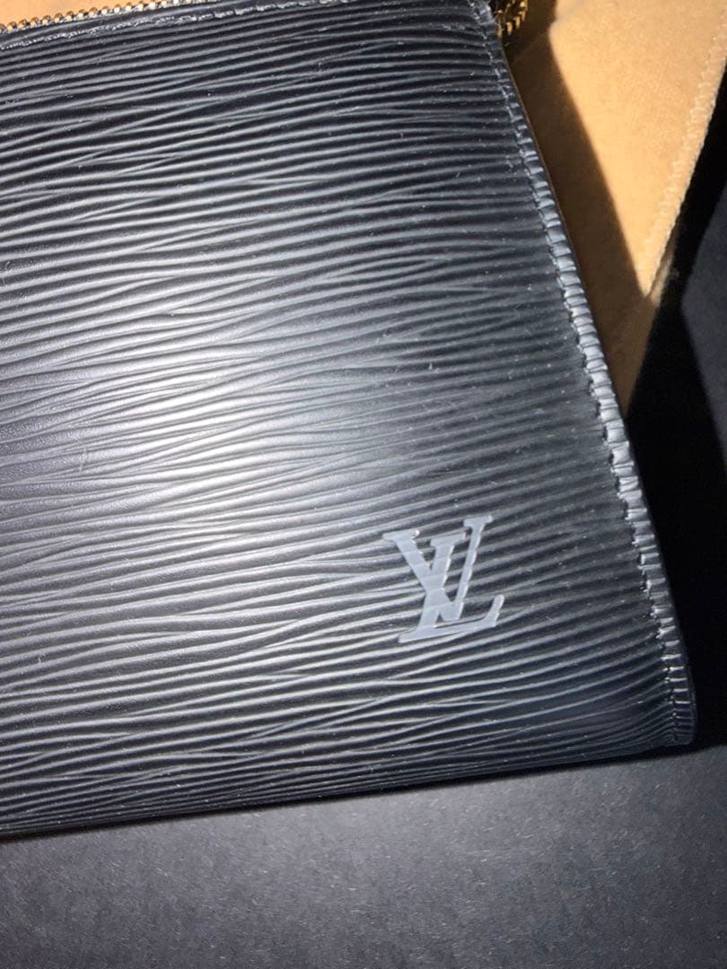 Louis Vuitton エピ ポシェット アクセソワールお値下げ — image 4