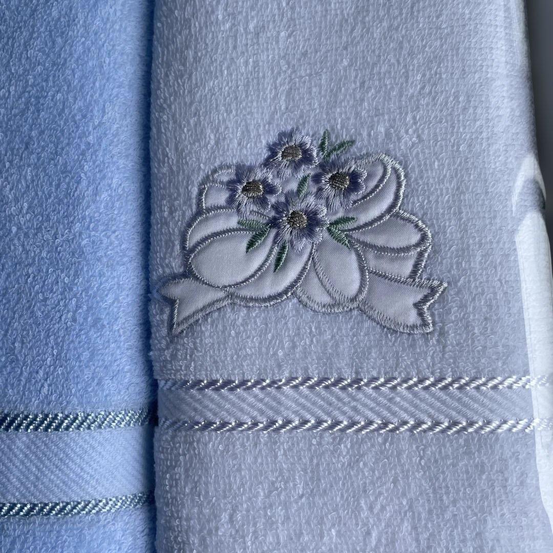 未使用 CENROSSI バスタオル・フェイス タオル花柄刺繍 ブルー ホワイト — image 3