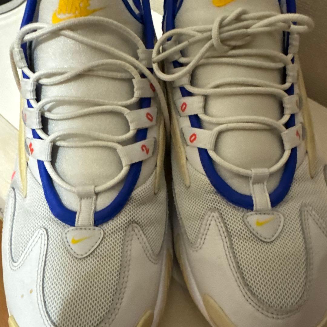 Nike zoomAIRスニーカー ホワイト/ブルー/イエロー/レッド — image 3