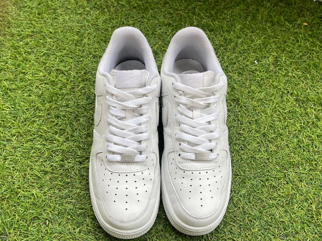 NIKEエアフォース1ホワイト 27cmスニー カー(2) — image 2