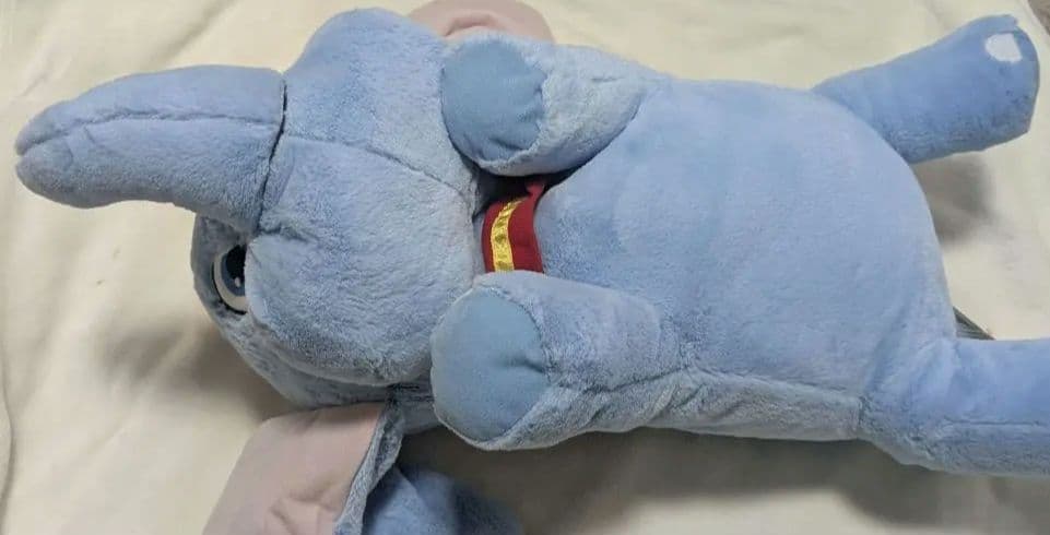 【タグ付き・未使用】ディズニー ダンボ ギガジャンボ寝そべりぬいぐるみ — image 4