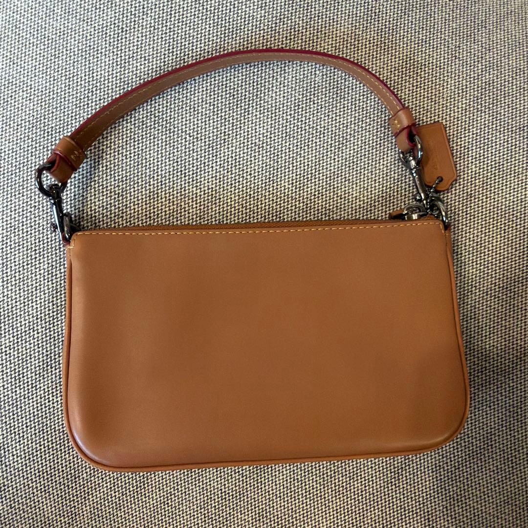 COACH ブラウンレザー ハンドバッグ アクセサリーポーチ — image 5