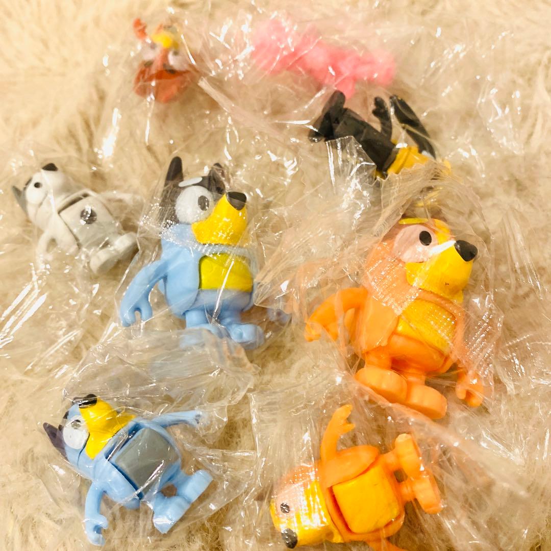 「新品」ブルーイ ミニフィギュア　8体セット — image 3