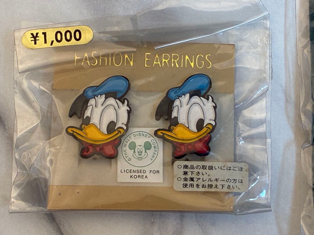 【新品未開封 2点セット】ディズニー ドナルドダック イヤリング アクセサリー — image 2