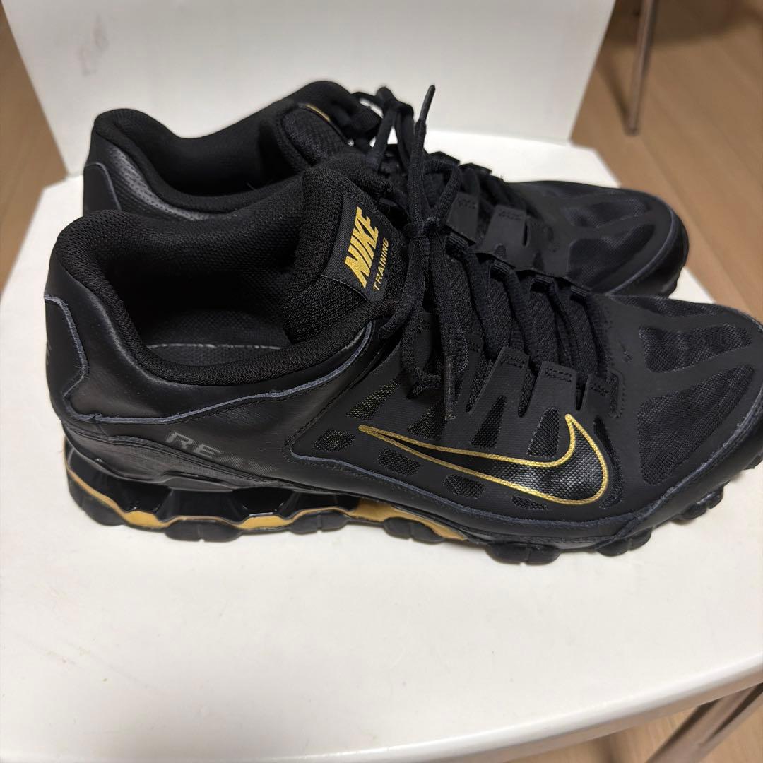 NIKE TRAINING スニーカー REAX 8ブラック ゴールド — image 4