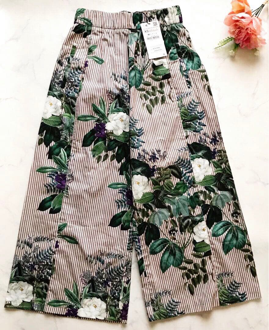 【タグ付き✨新品未使用】ZARA 花柄ストライプ パンツ XSサイズ　コットン — image 2