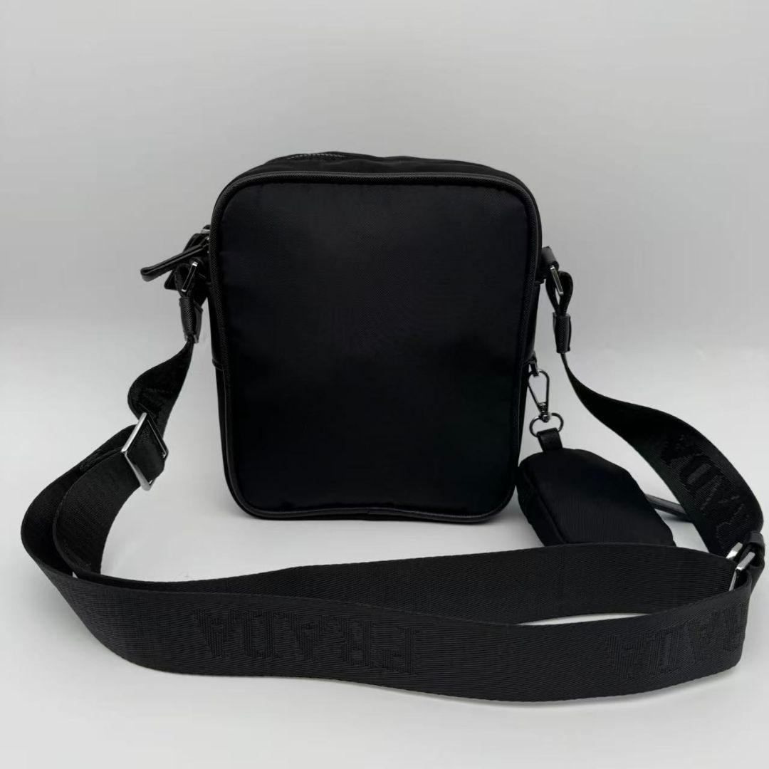 Prada ショルダーバッグ＋ミニウォレット付き 美品 u — image 3
