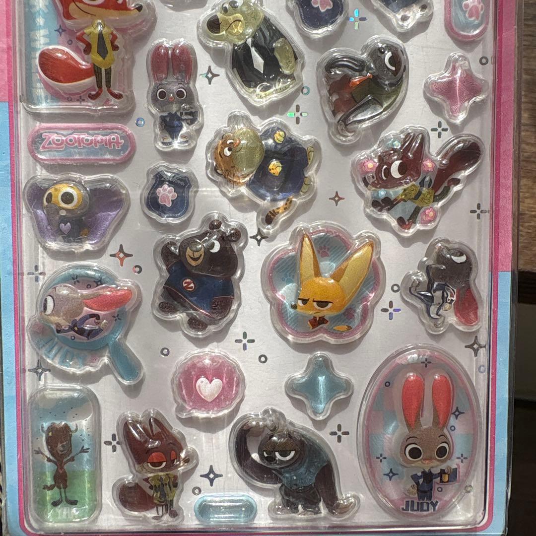 ズートピア　ぷくぷくシール　ディズニー　海外限定　正規品　立体　3D シール — image 3