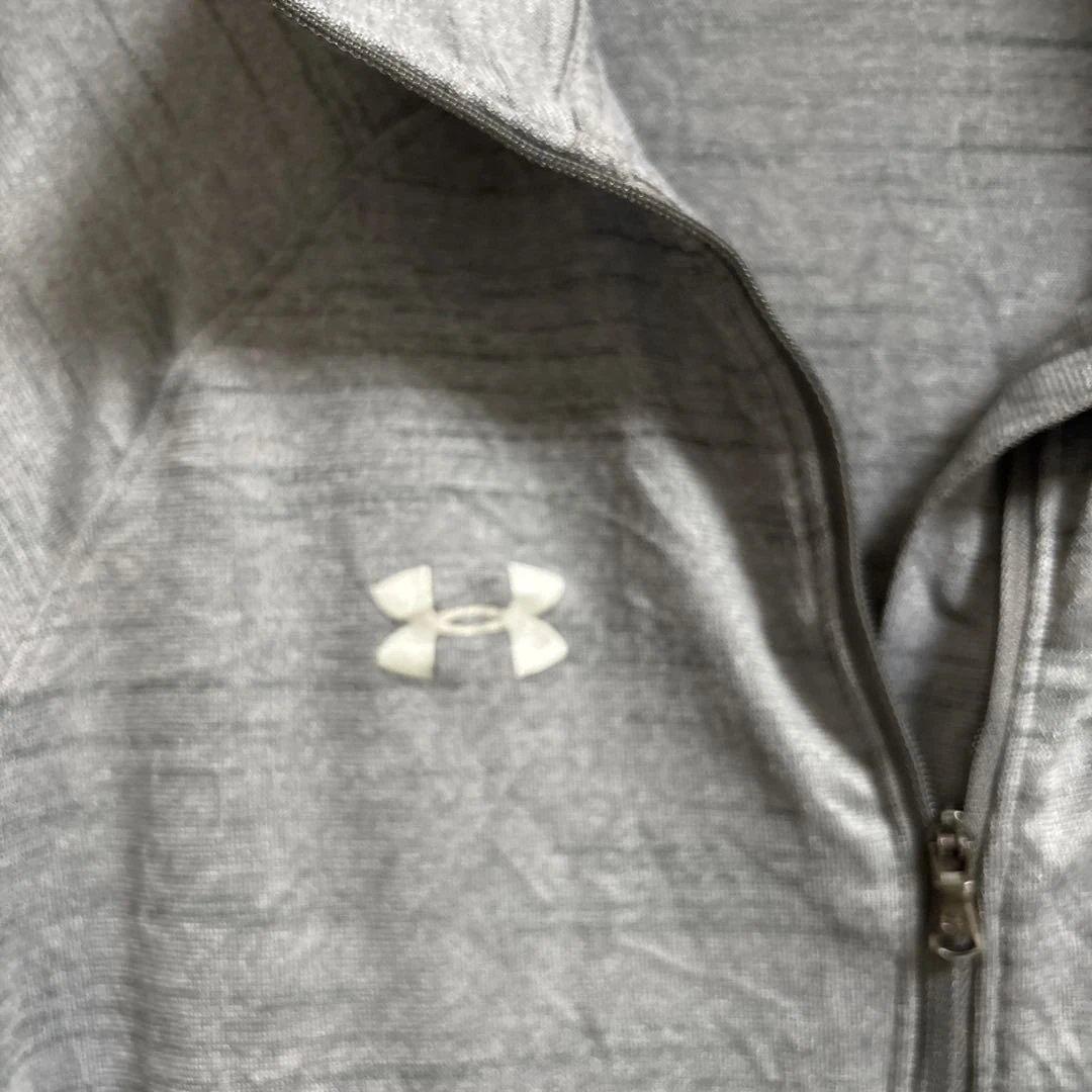 【Under Armour 】ハーフジップ トップ Mサイズ グレー系 — image 3