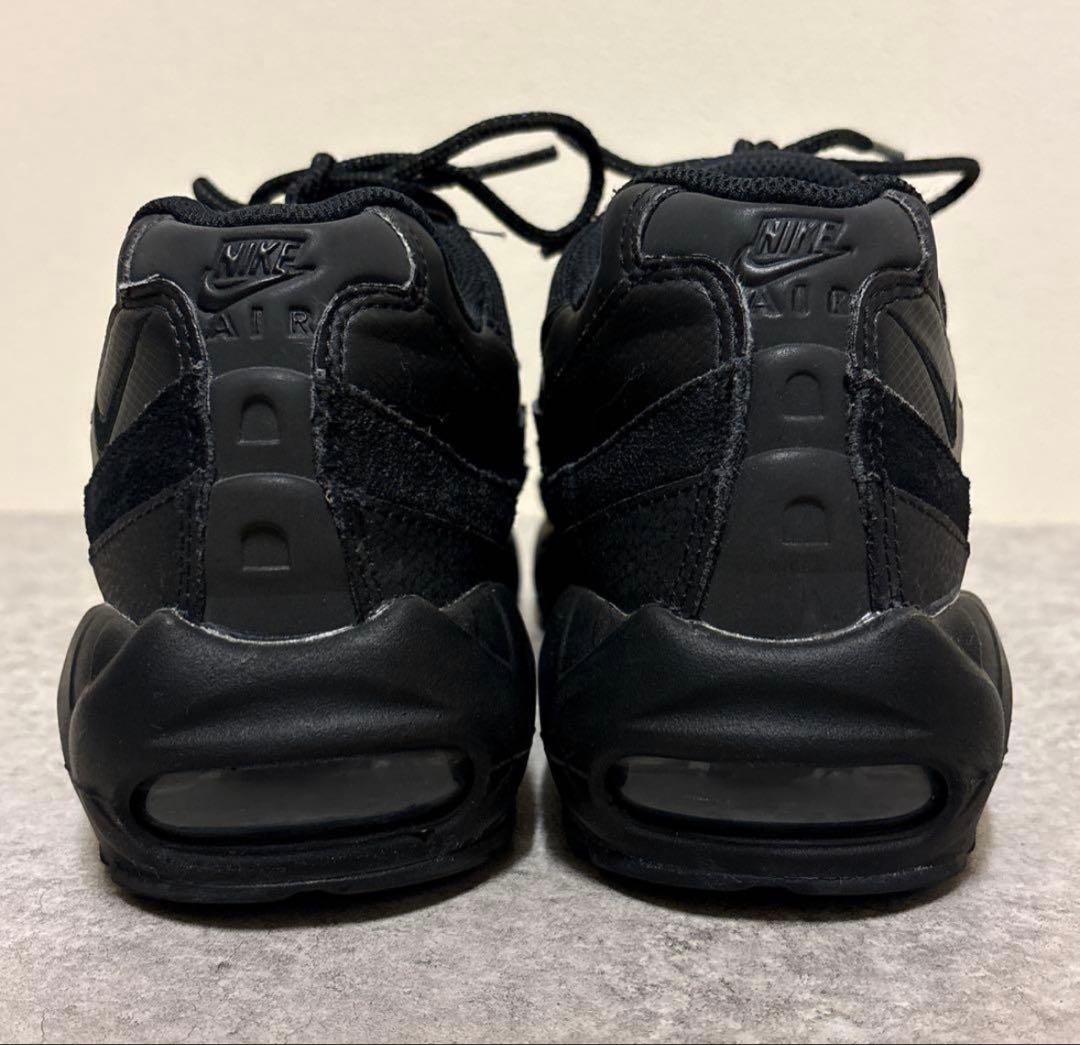 NIKE AIRMAX95 ESSENTIAL"Triple Black — image 3