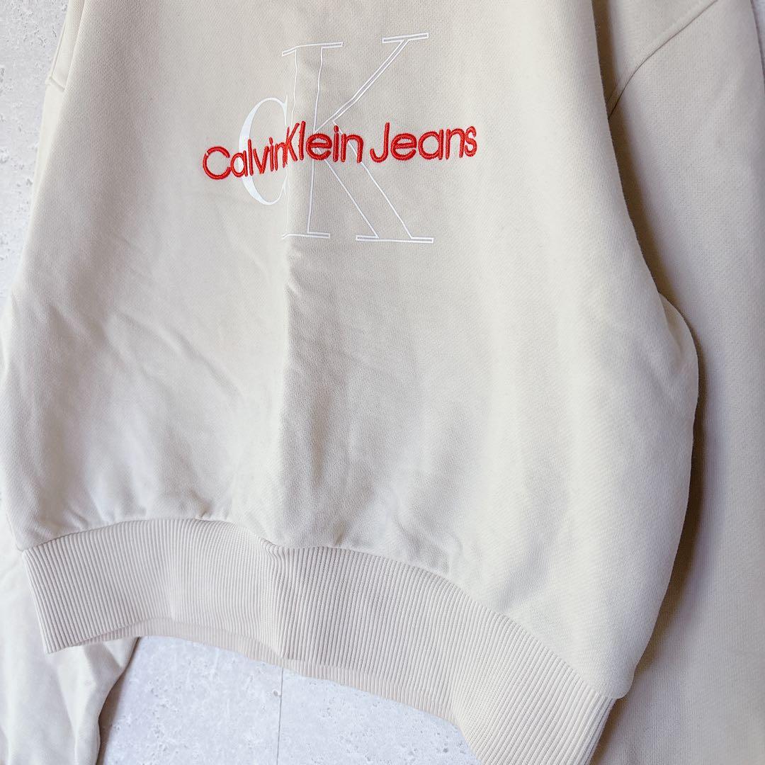 カルバンクラインジーンズ ショート丈 スウェット トレーナー ロゴ刺繍 XS — image 5